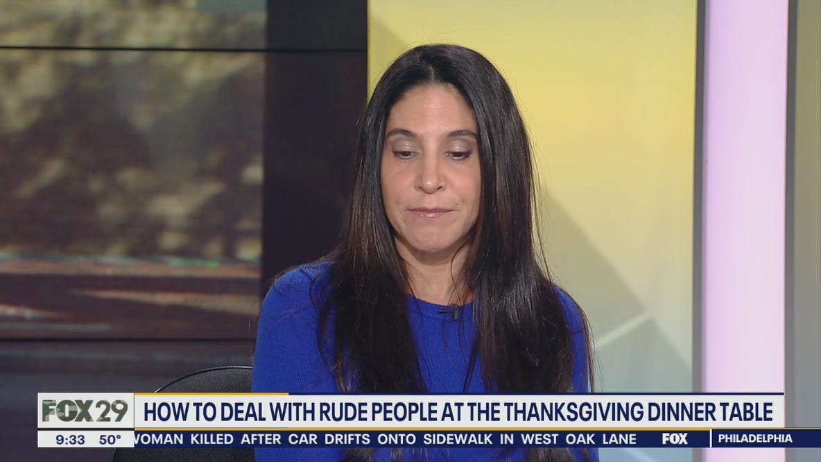 How to deal with rude people at the Thanksgiving dinner table