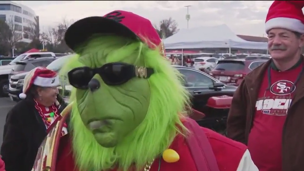 49ers fans dejected after Christmas Day loss