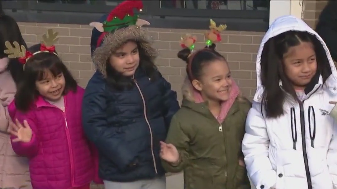 'Operation Santa' brings holiday cheer to west suburban students