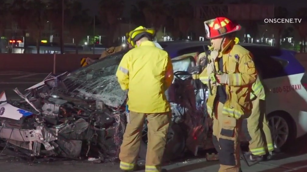1 killed, 3 injured in wrong-way crash on 110 Freeway