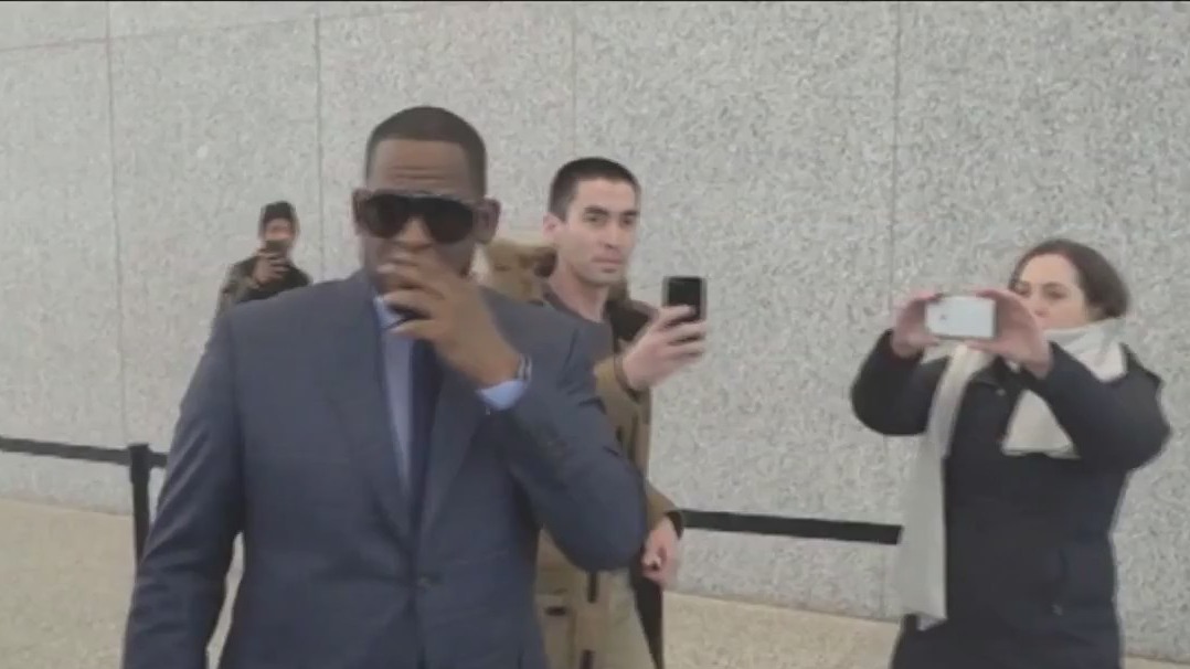 R. Kelly files for new trial, claims key witness lied