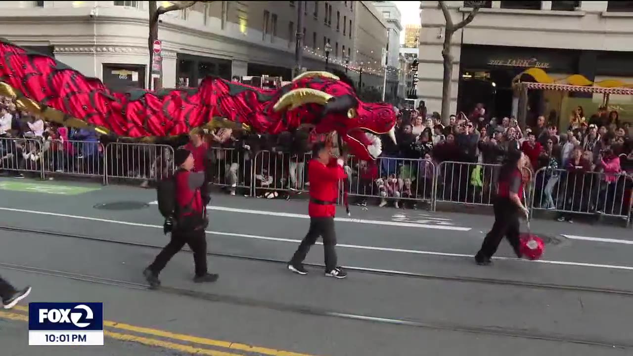 San Francisco Chinese New Year Parade dazzles