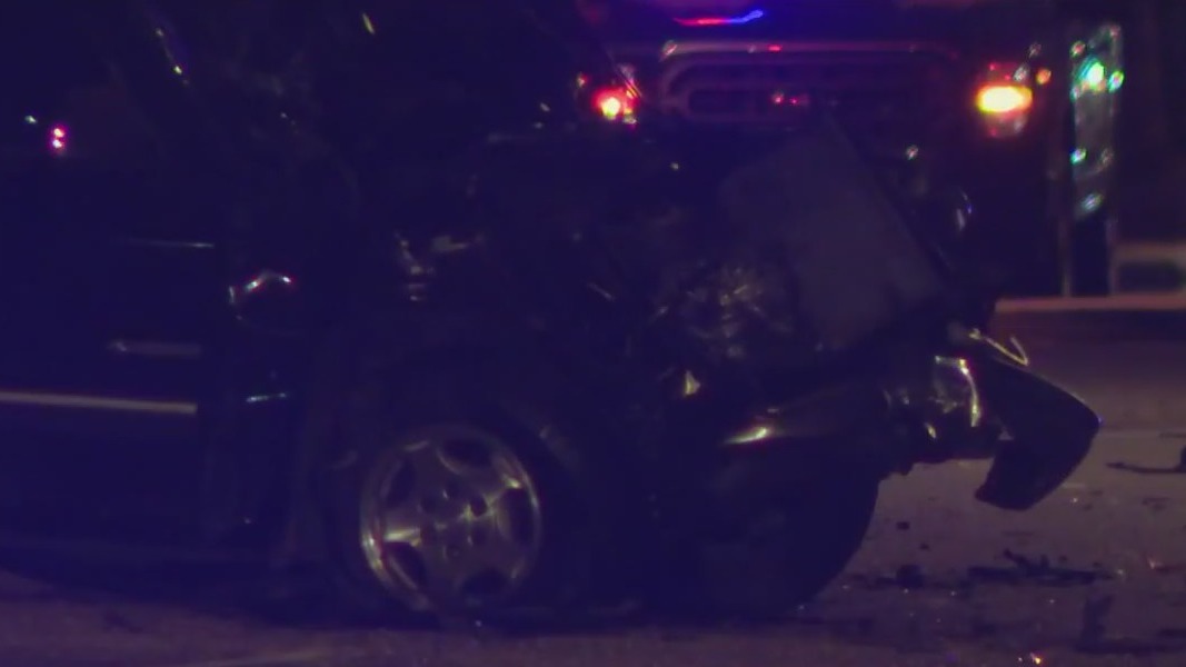 Woman killed in 3-car west Phoenix crash