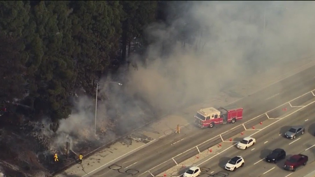 Vegetation fires in San Jose causing traffic backup
