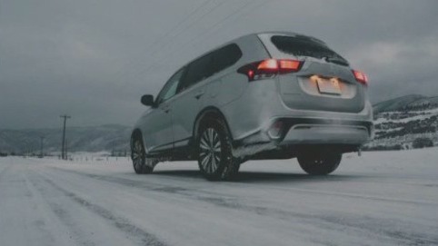 AAA offers driving safety tips for icy conditions
