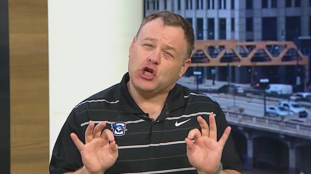 Comedian Frank Caliendo performs this weekend at Chicago Improv