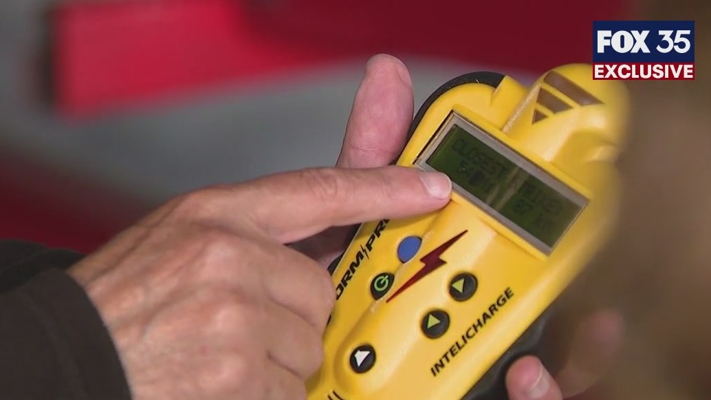 Florida row team receives lightning detector donation