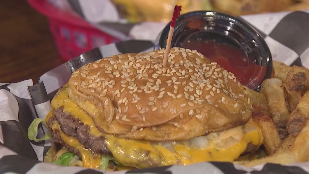 Irby's Tavern competes in Atlanta Burger Week