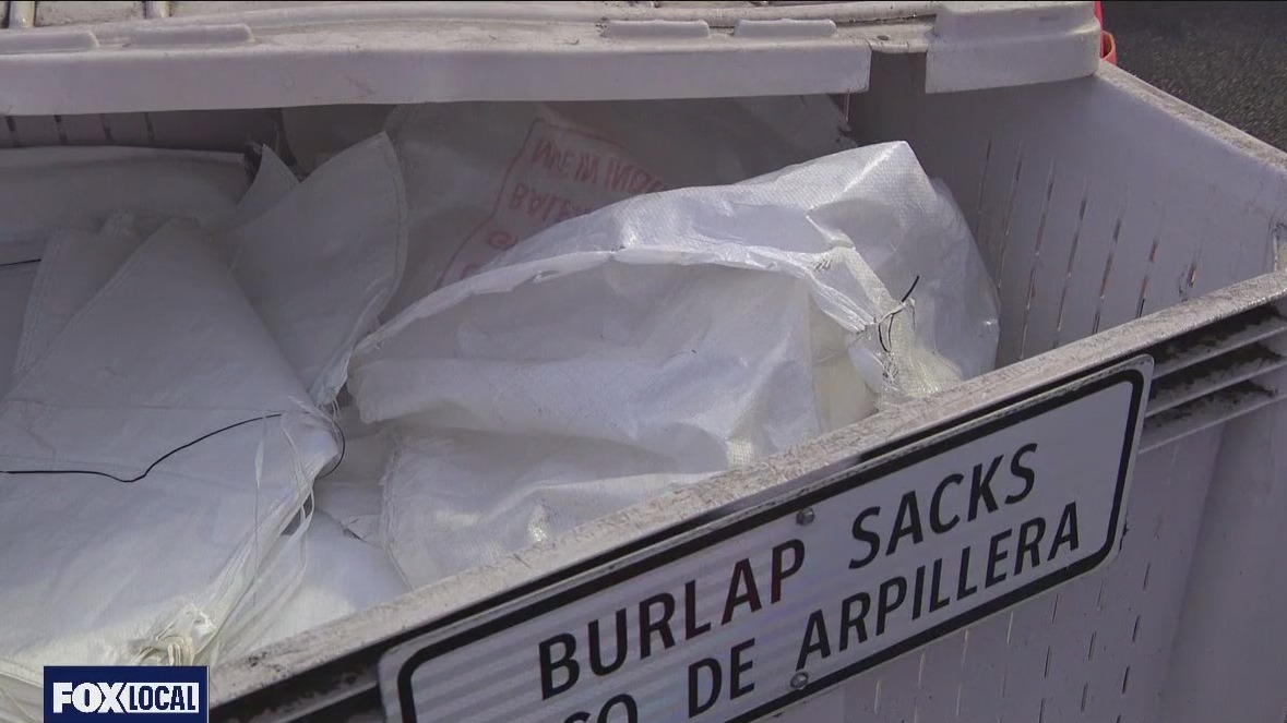 Rain rolls in to the Bay Area, last-minute preparations underway