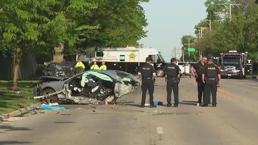 17-year-old killed in Glenview crash, 3 others injured