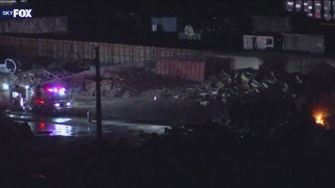 Fire breaks out at a Phoenix scrapyard