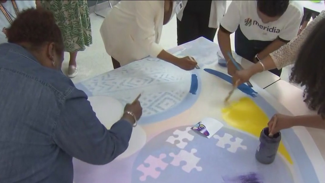 Chicago health center creating mural to celebrate men's health and Juneteenth