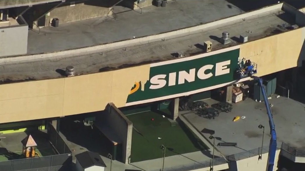 'Rooted in Oakland Since '68' sign taken down at Coliseum