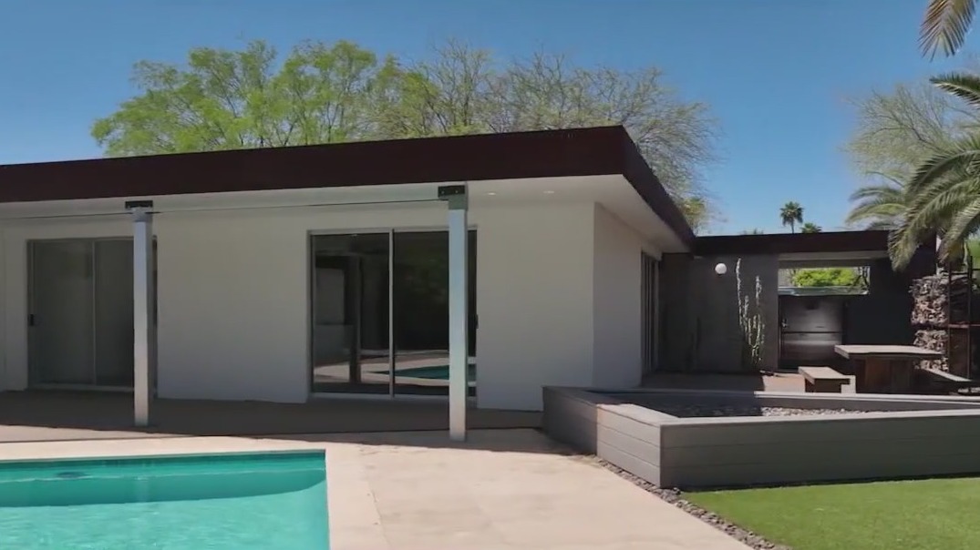Al Beadle designed home in Phoenix l Cool House