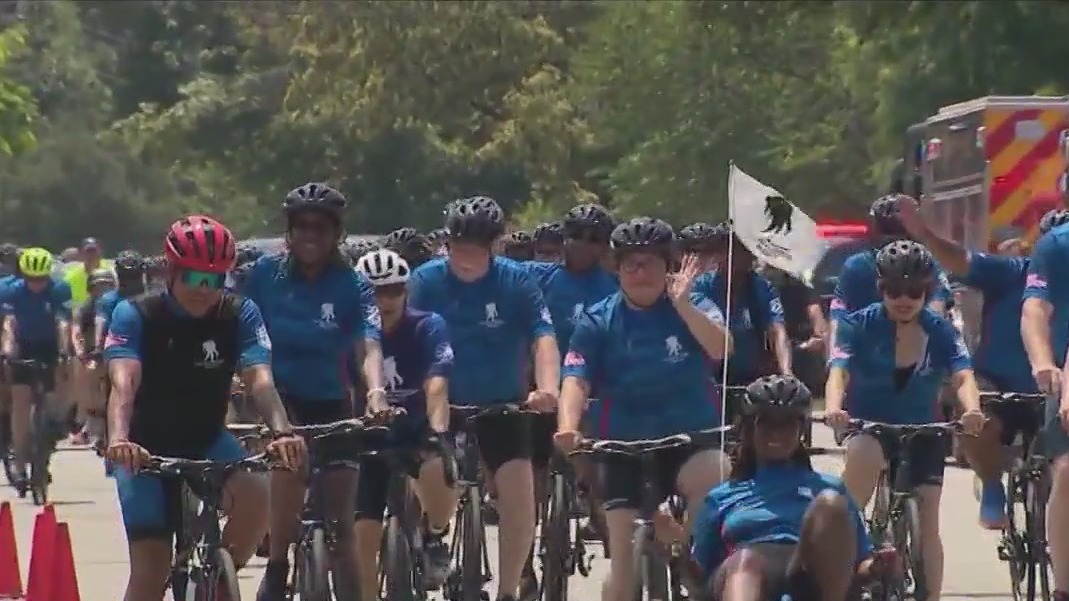 Brookfield Zoo hosts 45 injured veterans for Soldier Ride