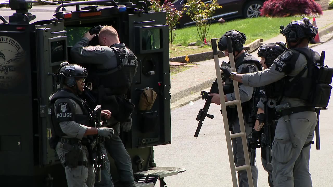 WATCH: SWAT Team searches home of ex-Bothell city councilman accused of murder