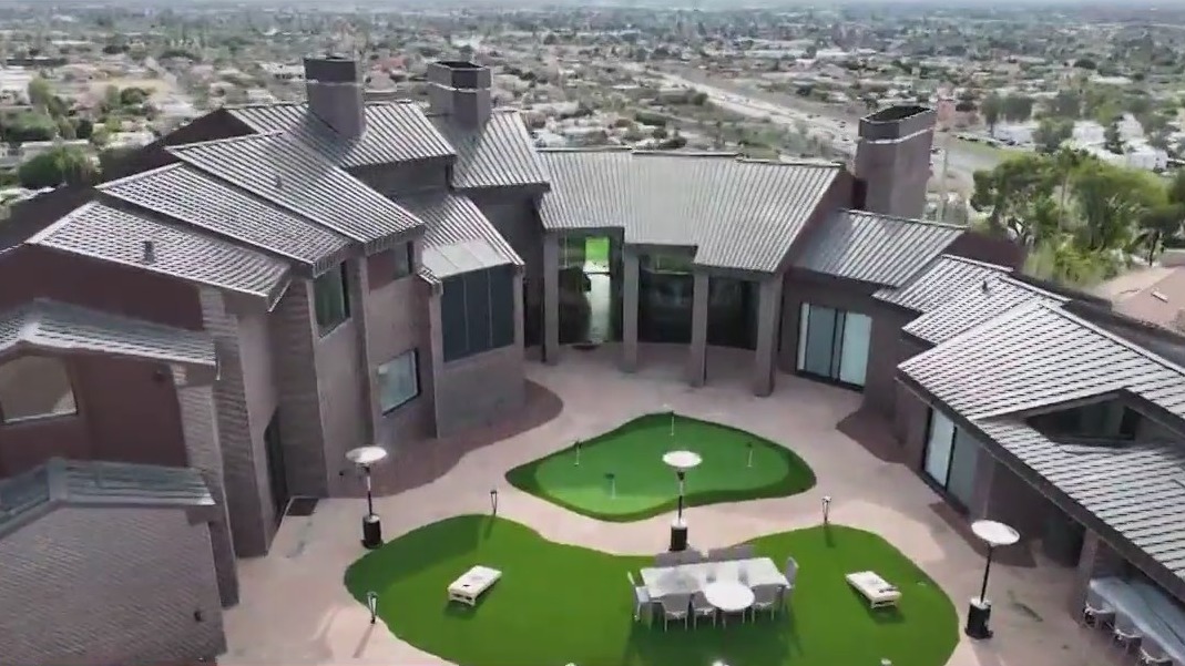Cool House: 180° views of Phoenix