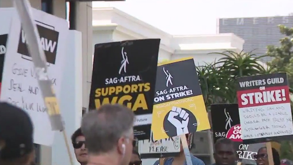 WGA negotiations: Will strike end on Sept. 22?