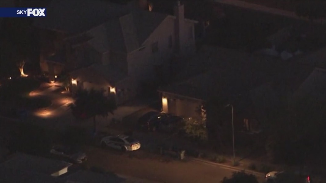 2-year-old girl pulled from Phoenix pool