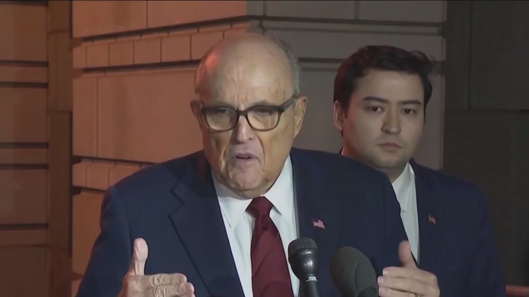 Giuliani files for bankruptcy