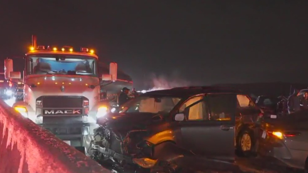 At least 8 injured in 20 car pile-up on 10 Freeway