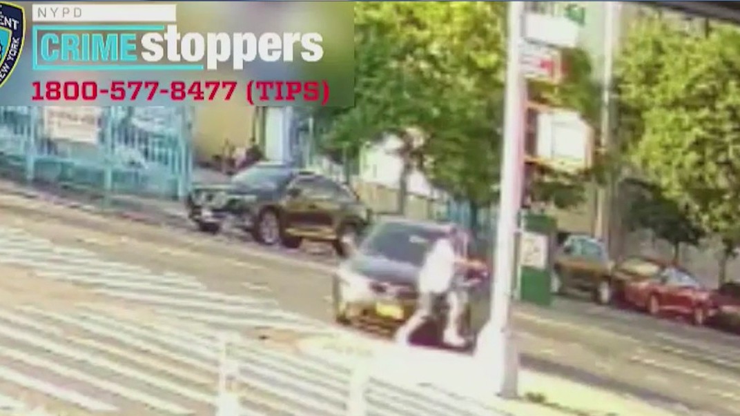 Man struck by car and robbed in the Bronx