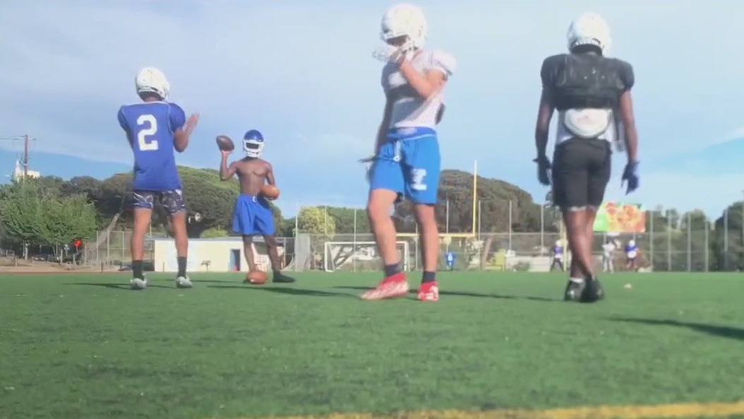 'Coach T' turns around Oakland High's football team