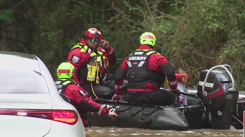 San Jacinto River water rescues due to flooding