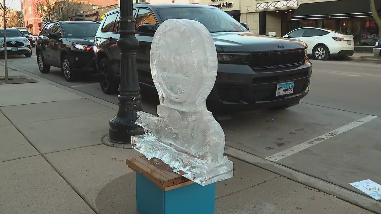 Annual 'Ice Fest' brings ice carvers to Downers Grove this weekend