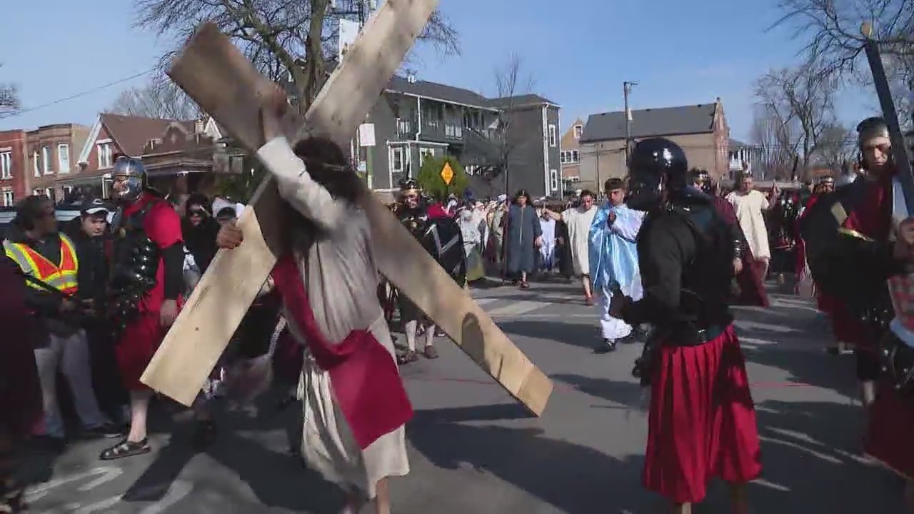 Chicago commemorates Good Friday with 'Stations of the Cross' re-enactment