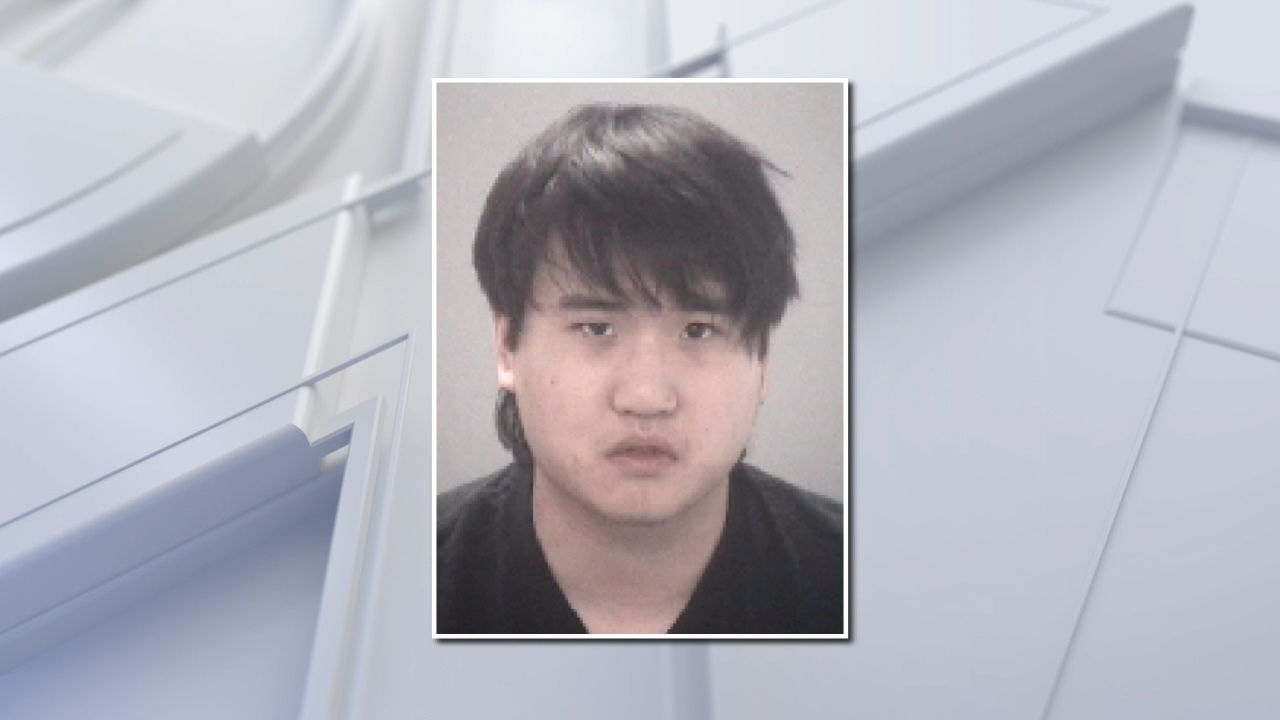Pasco man accused of threatening to 'shoot up' college