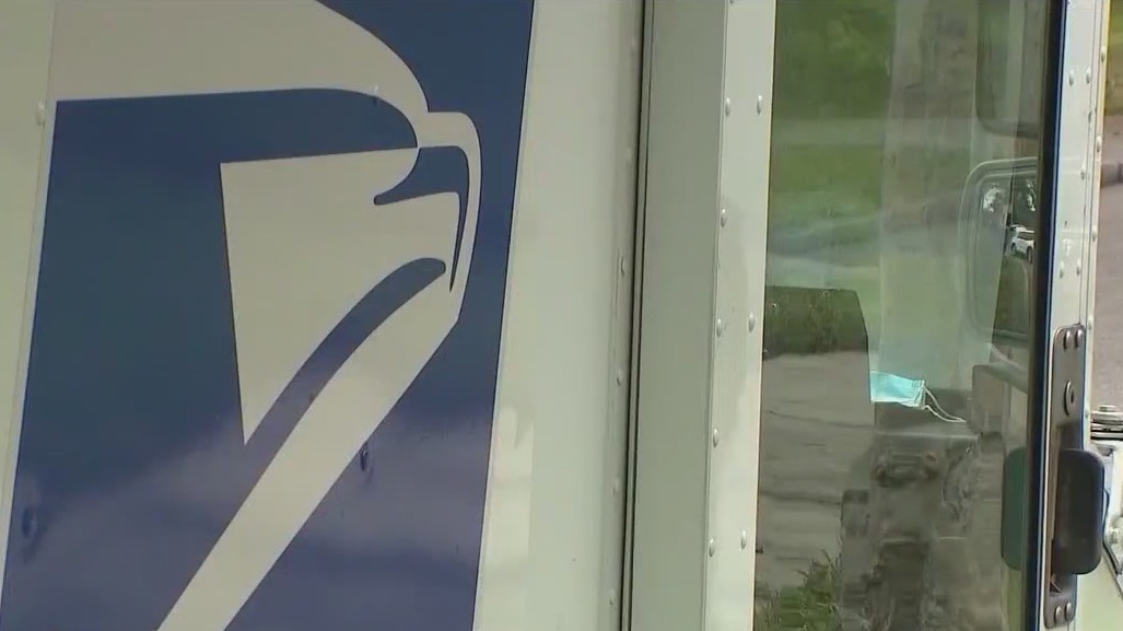 3 arrested for robbing Florida mail carriers