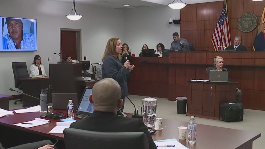 Opening statements delivered in George Kelly trial