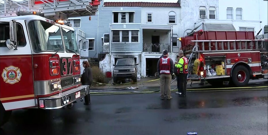 Man dies attempting to rescue wife from house fire