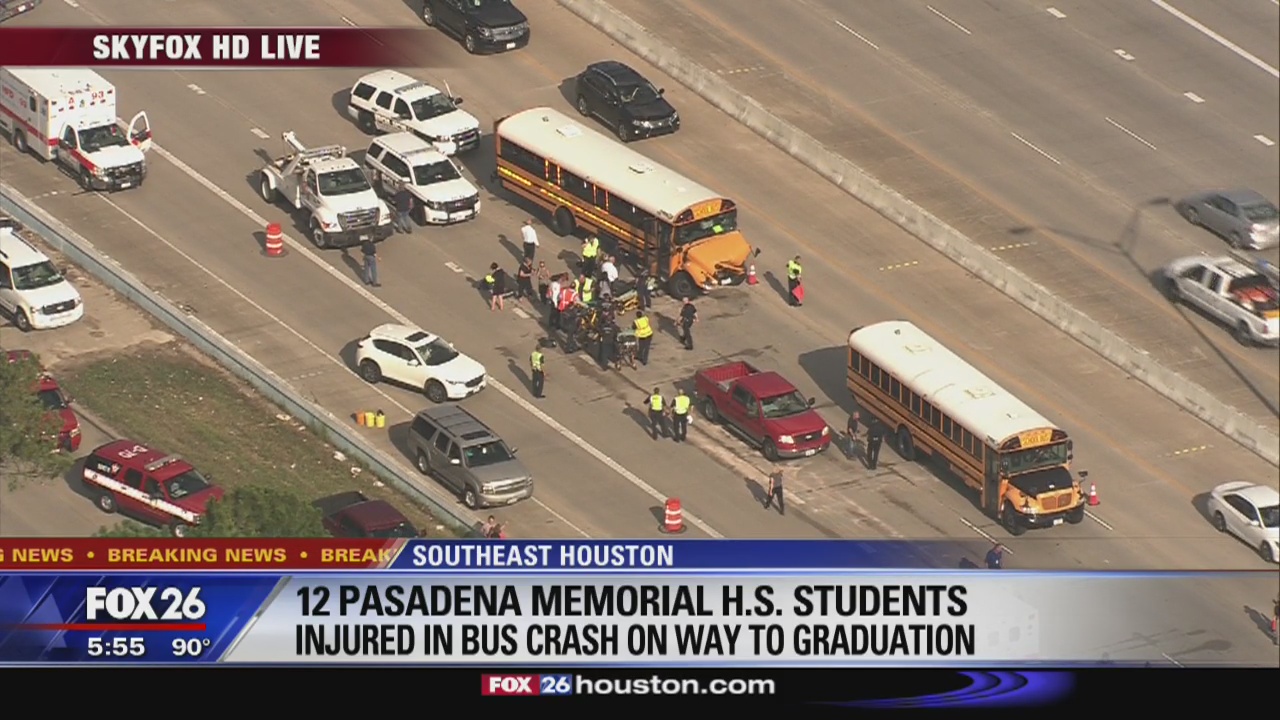 Students injured in school bus crash