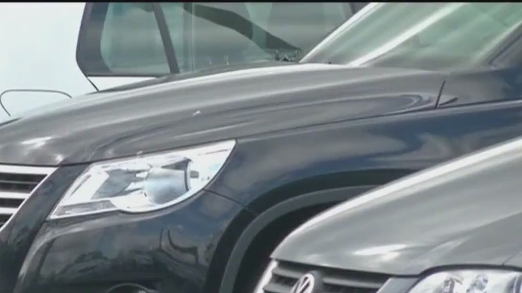 Illinois family couldn't get GPS data for carjacked vehicle with son inside: lawsuit