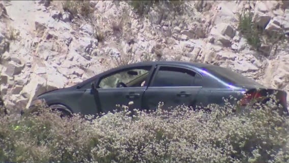 Man killed in robbery off Pasadena highway