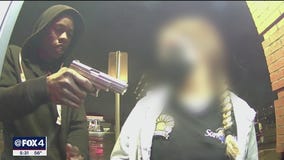 Trackdown: Help find suspect who robbed 16-year-old at gunpoint at Fort Worth ATM