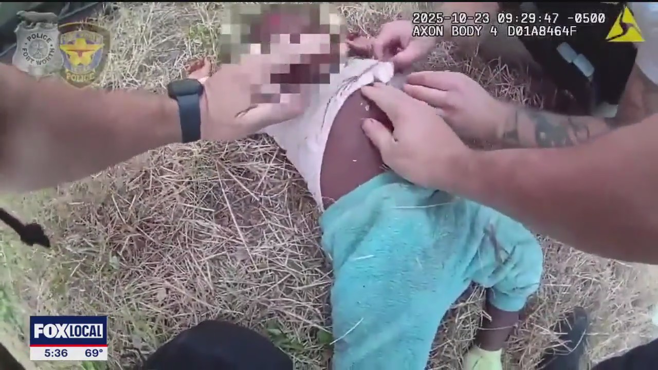 Heroic Fort Worth officers save baby in rollover crash
