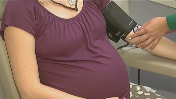 Cook County Commissioner raises awareness for maternal health