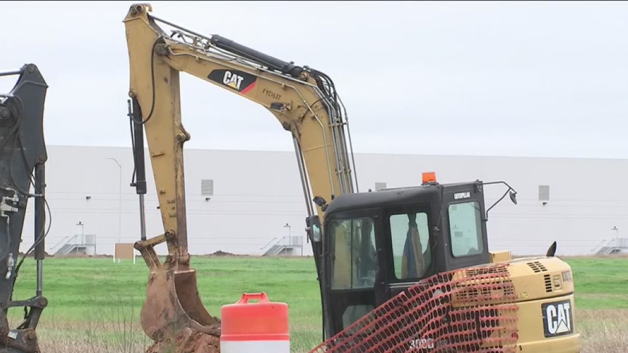 Worker killed in trench collapse
