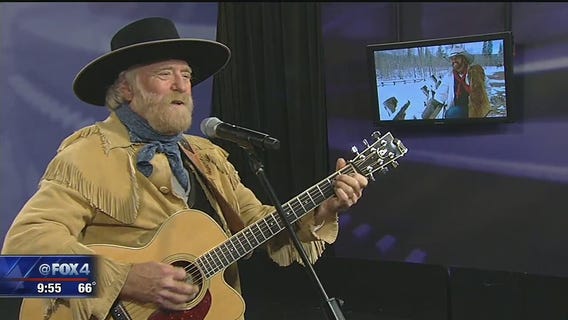 Michael Martin Murphey brings Cowboy Christmas back to Bass Hall