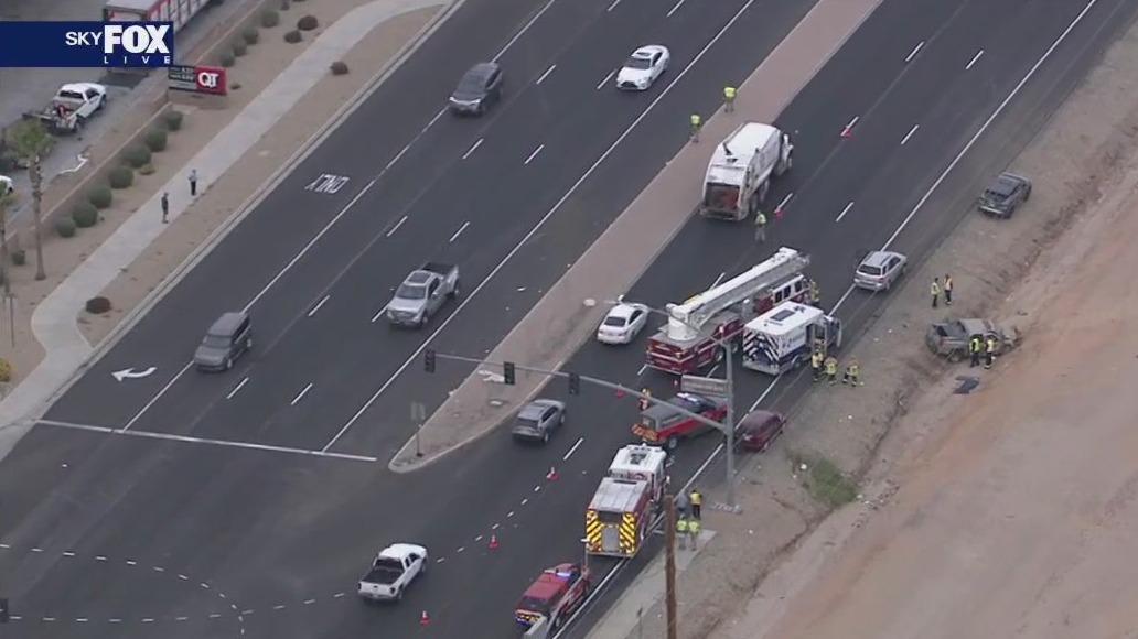 2 killed in rollover crash along US 60 in Surprise | FOX 10 Phoenix