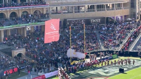 Watch: Paratrooper falls from field goal net at Armed Forces Bowl in Fort Worth