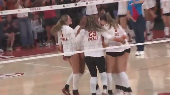 UT volleyball has record-setting weekend