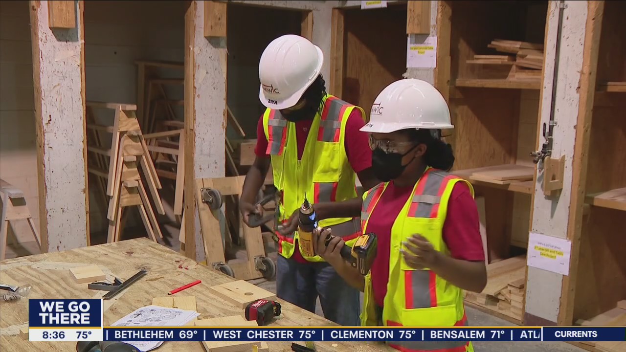Free Philadelphia camp exposes young girls to construction