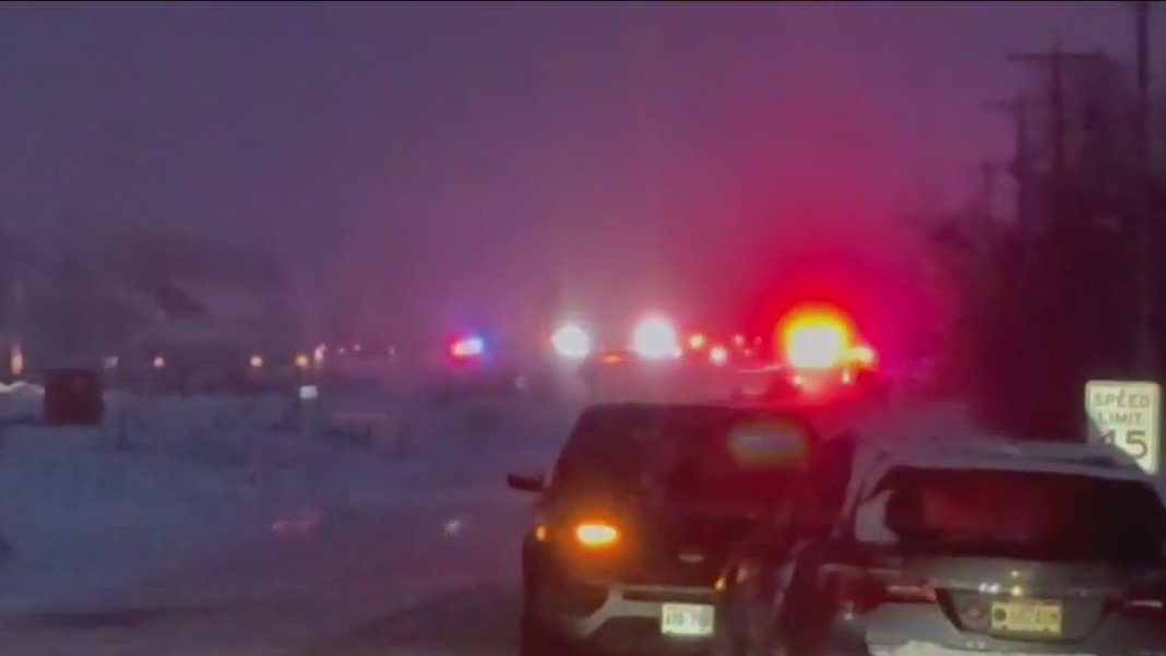 1 dead, child hospitalized in Raymond house fire