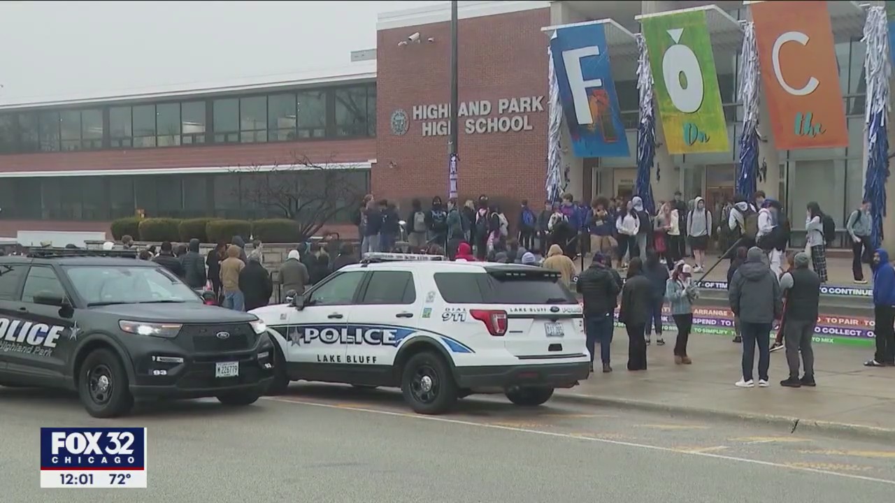 Highland Park parents demand metal detectors at high school before school year