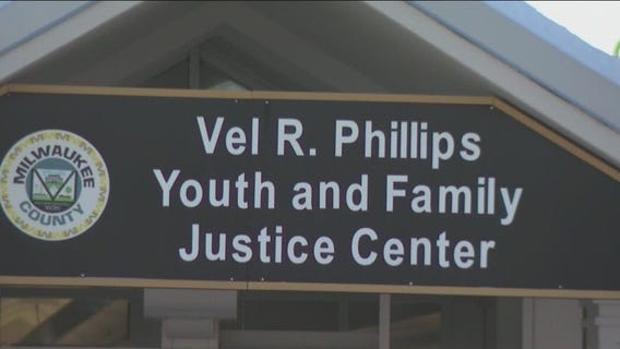 Milwaukee girl in custody, prosecutors weigh abduction charge