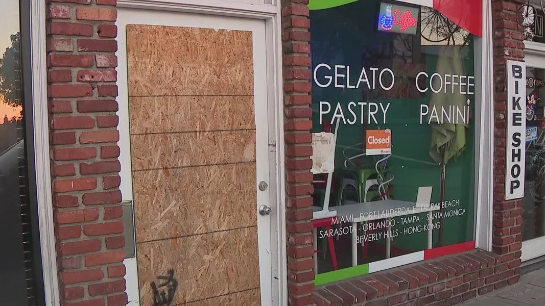 Businesses burglarized in El Segundo